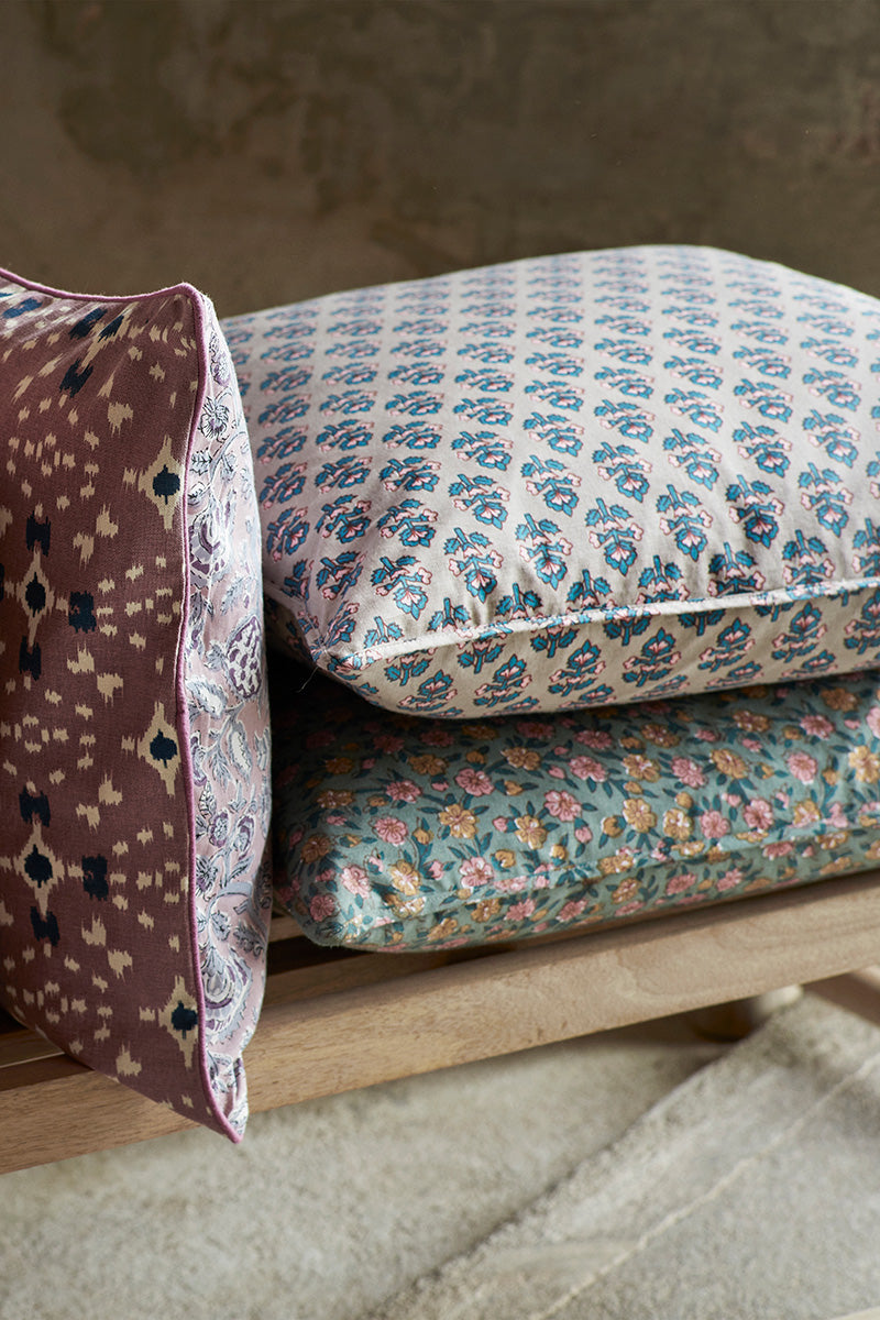 Printed Cushion, Flowers (M+ZM)