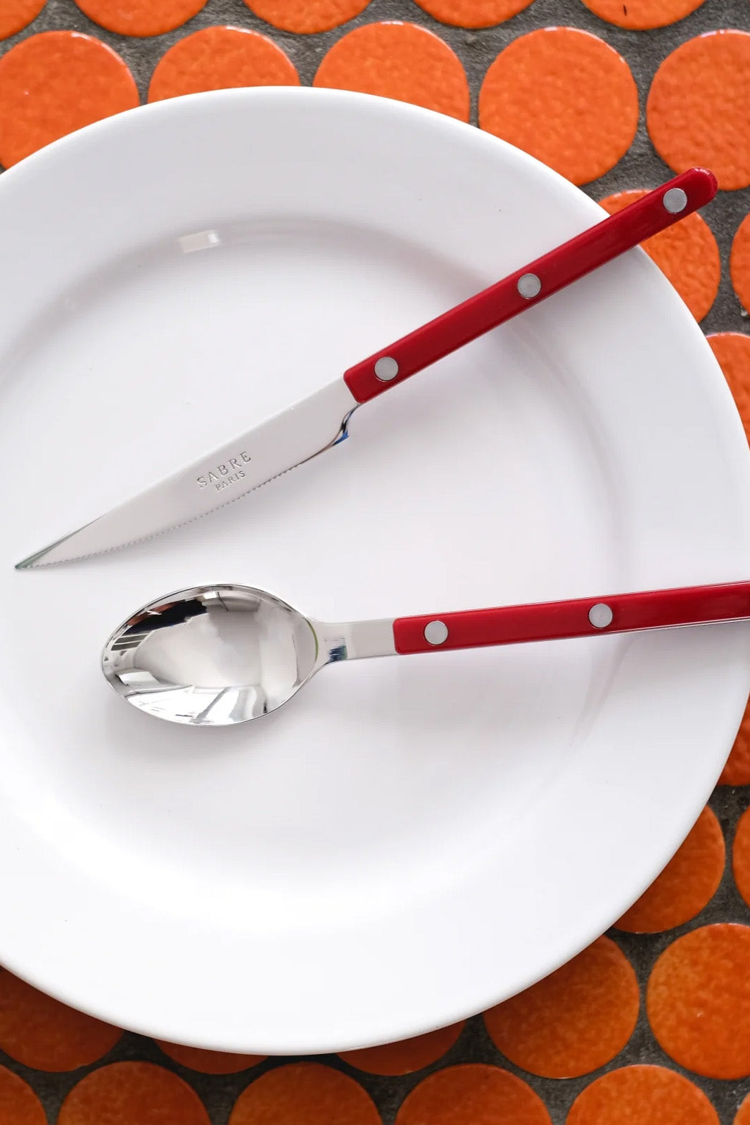 Red Cutlery Set 24 pieces | Sabre Paris