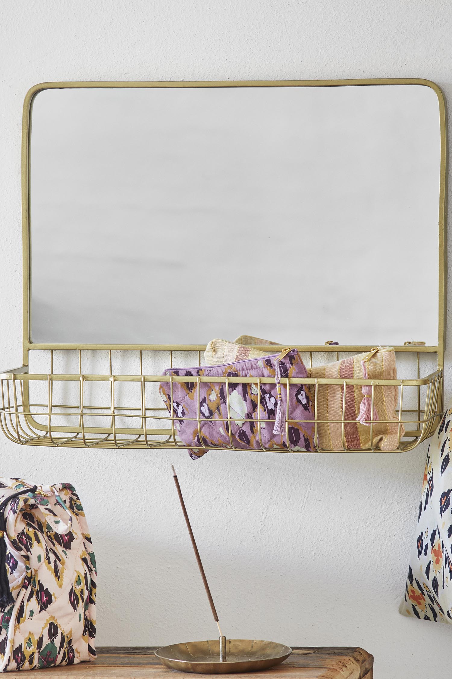 Pouch light pink indian print "L"