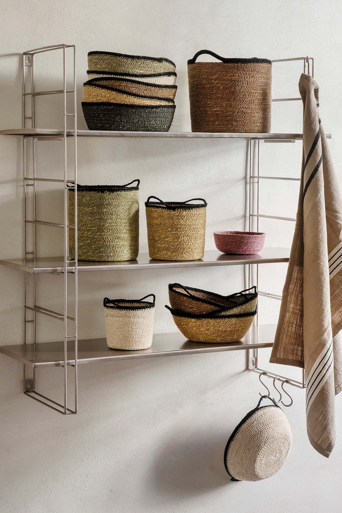 Oval Seagrass Basket | Choose colour